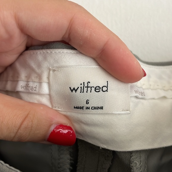 Aritzia short EFFORTLESS PANT grey - Picture 2 of 4